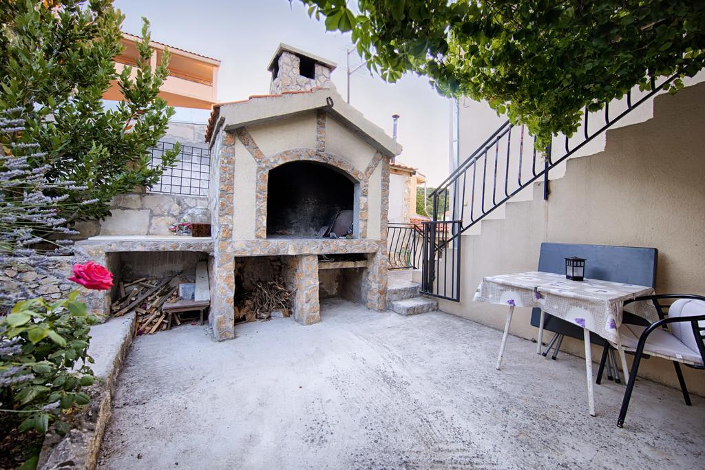 Apartments Pol Murvu Vis Bagian luar foto