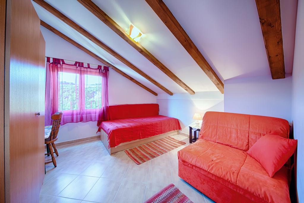 Apartments Pol Murvu Vis Bagian luar foto