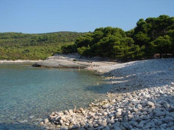 Apartments Pol Murvu Vis Bagian luar foto